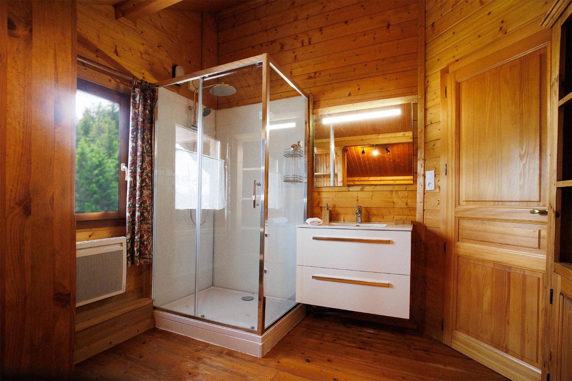 Les Griottes, Veritable Chalet De Montagne, Avec Jacuzzi Et Sauna *